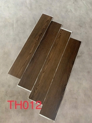SÀN NHỰA CÓ KEO SẴN TH FLOORING TH012